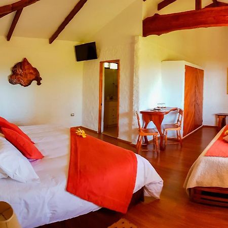 Pikera Uri Eco Lodge Hanga Roa Extérieur photo