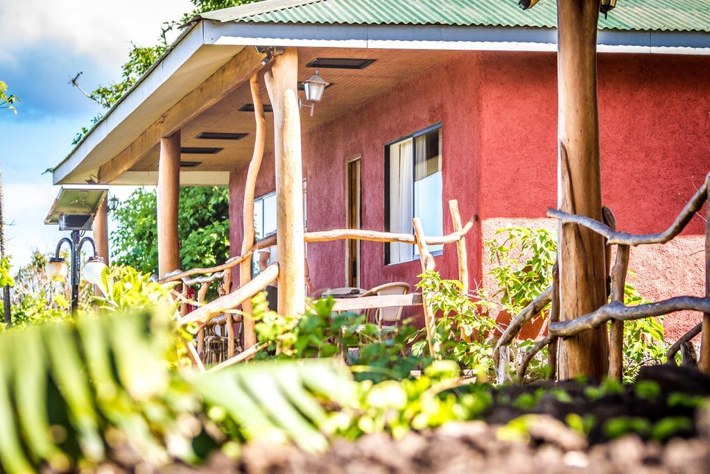 Pikera Uri Eco Lodge Hanga Roa Extérieur photo