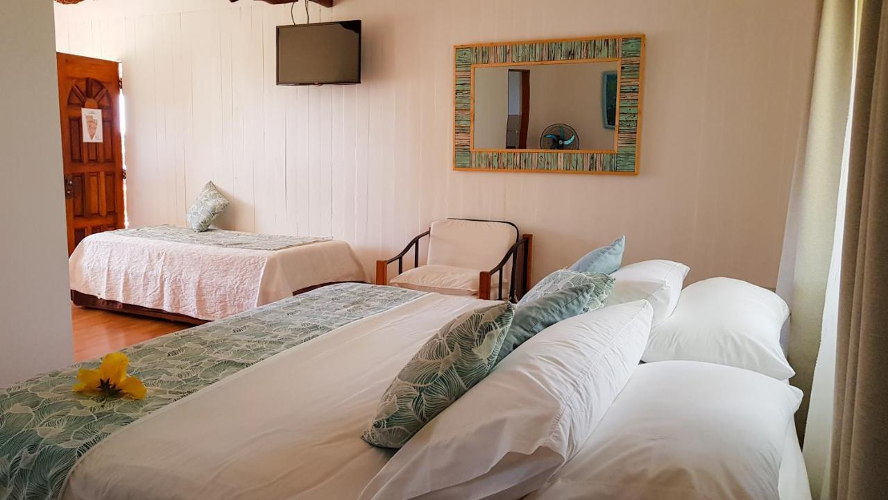 Pikera Uri Eco Lodge Hanga Roa Extérieur photo