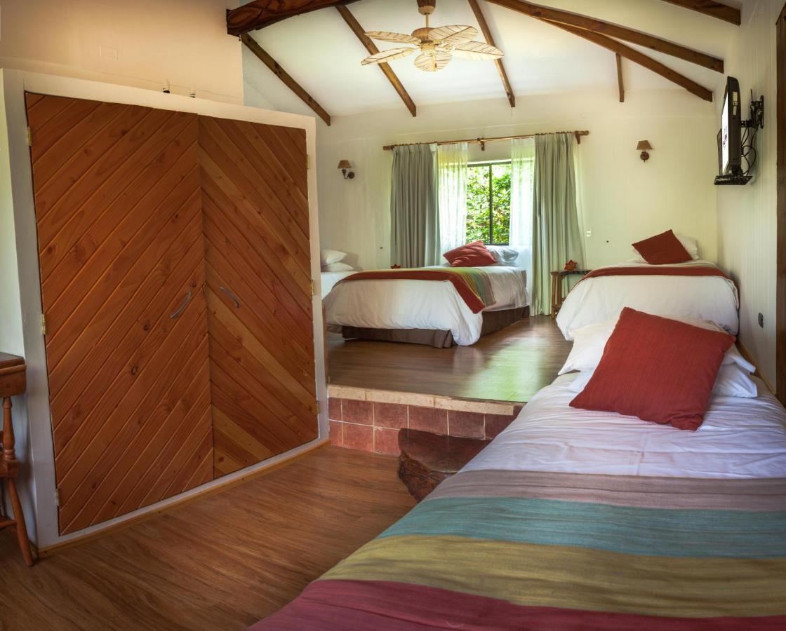 Pikera Uri Eco Lodge Hanga Roa Extérieur photo