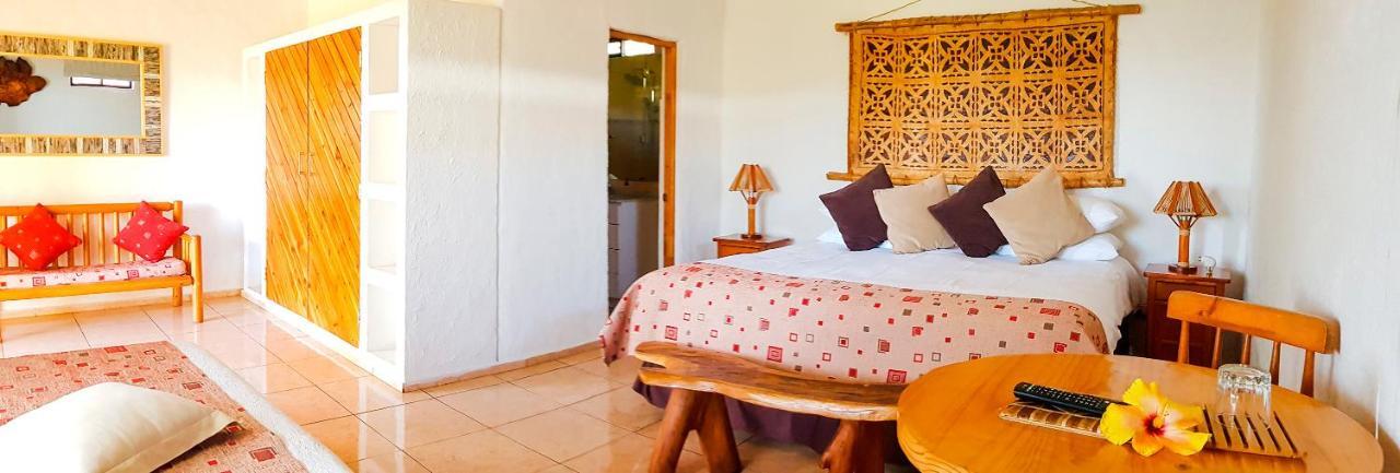 Pikera Uri Eco Lodge Hanga Roa Extérieur photo